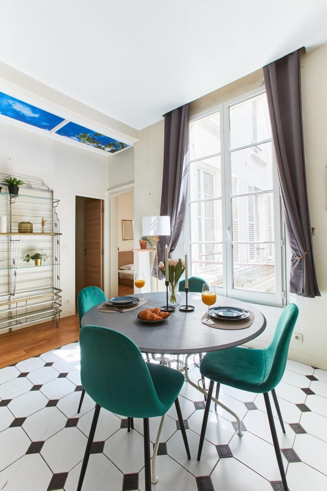 Apartment Madeleine & Palais Garnier - 2br - Cityapartmentstay *
