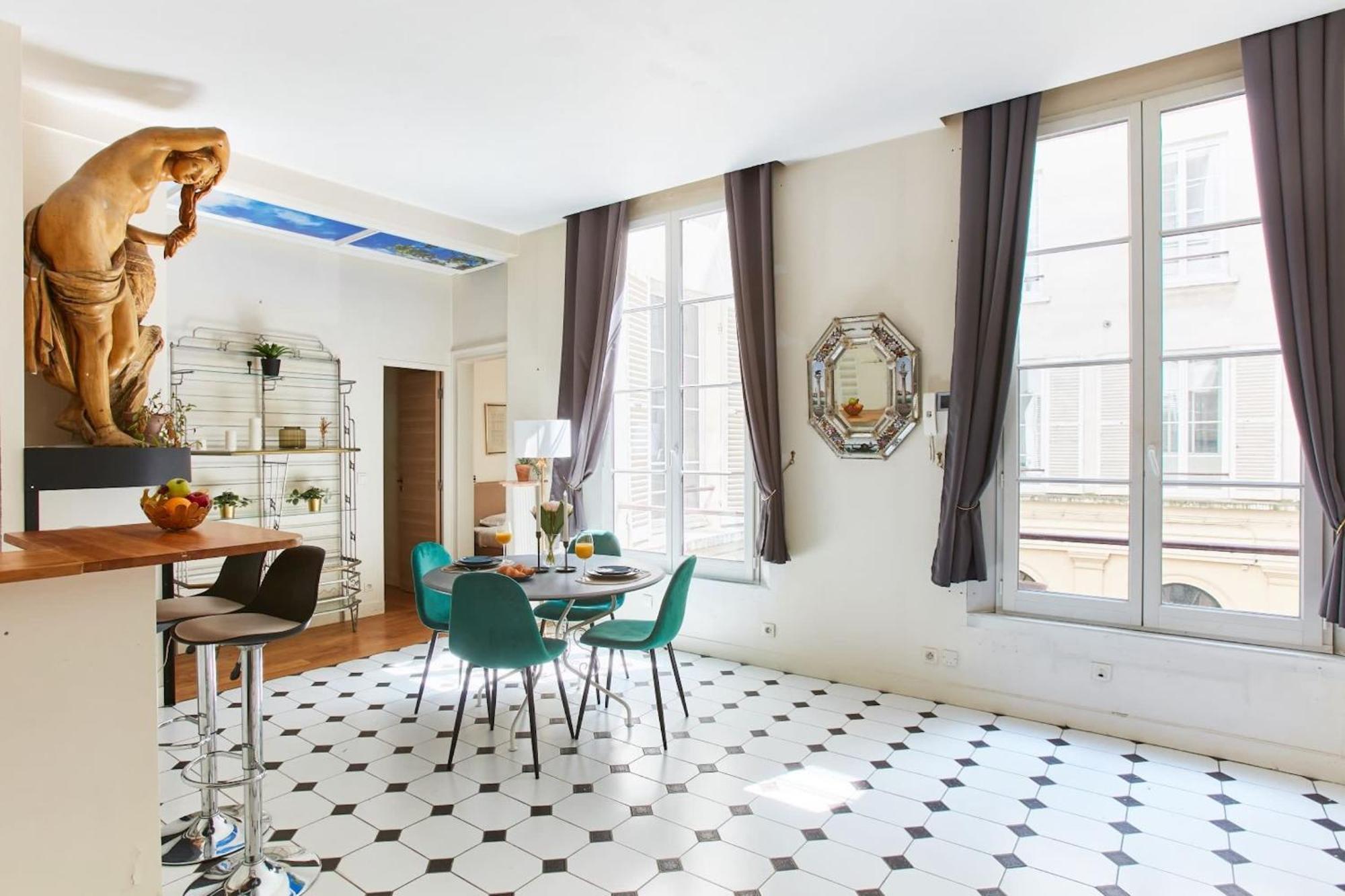 Madeleine & Palais Garnier - 2br - Cityapartmentstay Apartment